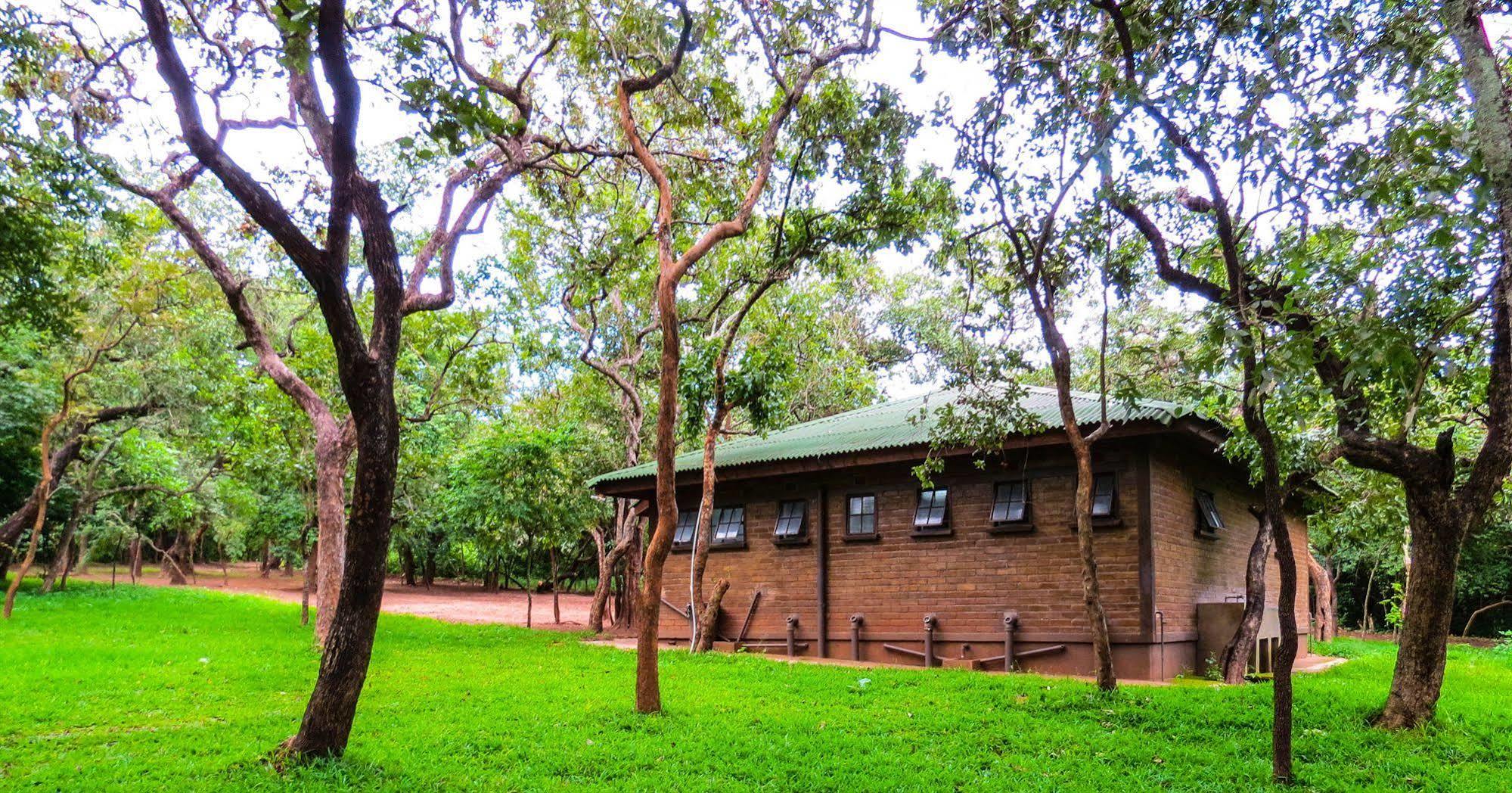 Woodlands Lilongwe Hotell Eksteriør bilde