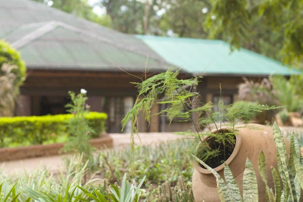 Woodlands Lilongwe Hotell Eksteriør bilde